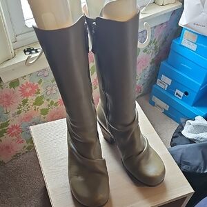 Fluevog Kanawa 10.5 Calf High